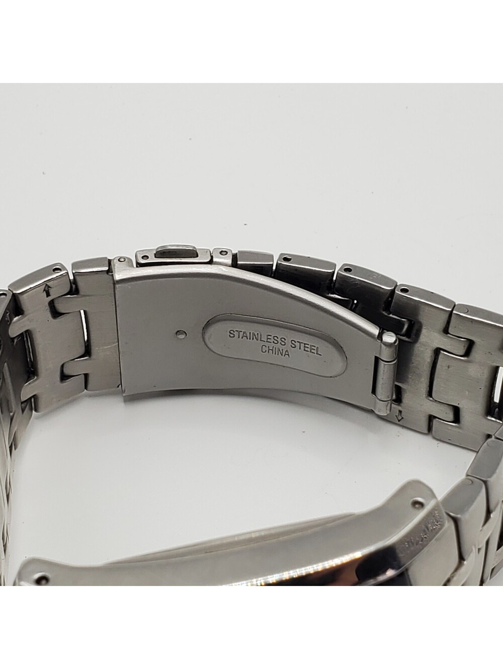 Armitron Quartz Mens Watch 33mm Rectangle Silver Tone New Battery - Picture 14 of 15